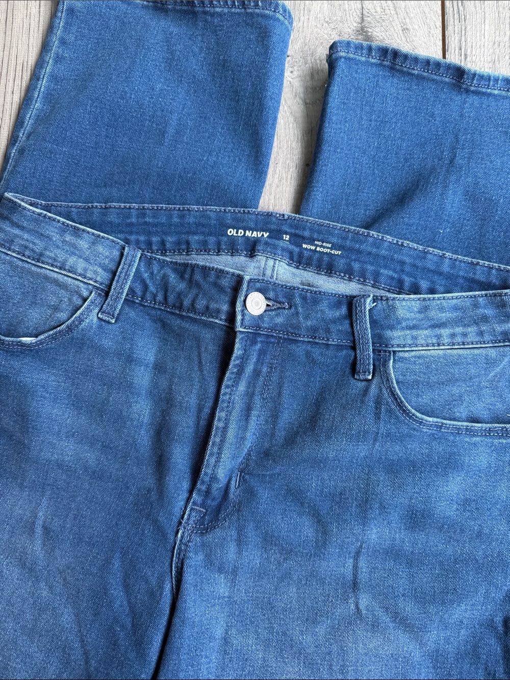 Old Navy Women's Medium Blue Bootcut Stretch Jeans 12 Tall